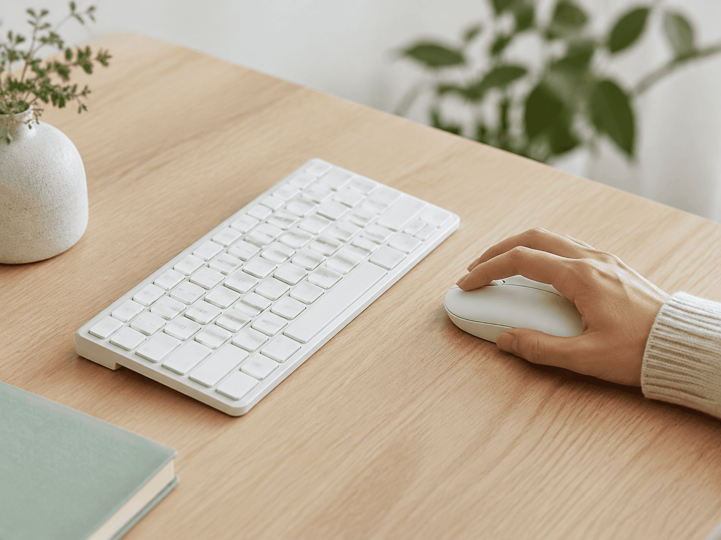 Batteries for wireless office devices